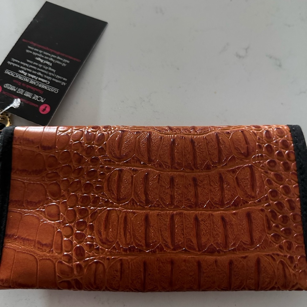 MS Makeup Junkie Bags Crocodile Texture Sunglasses Case- limited edition - Picture 2 of 3